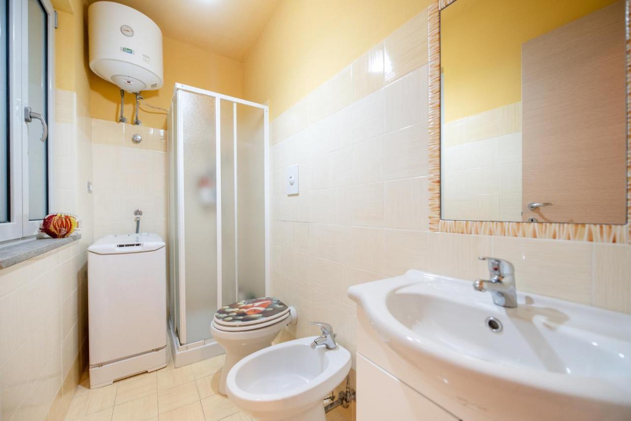Casa Cinzia In Marina Di Corricella Villa Procida Ngoại thất bức ảnh