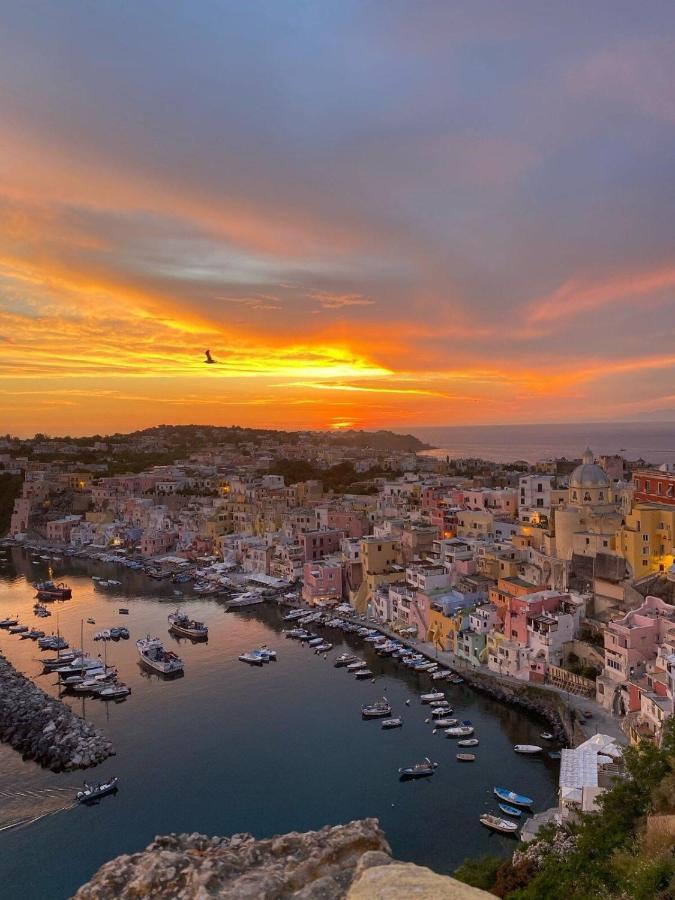 Casa Cinzia In Marina Di Corricella Villa Procida Ngoại thất bức ảnh